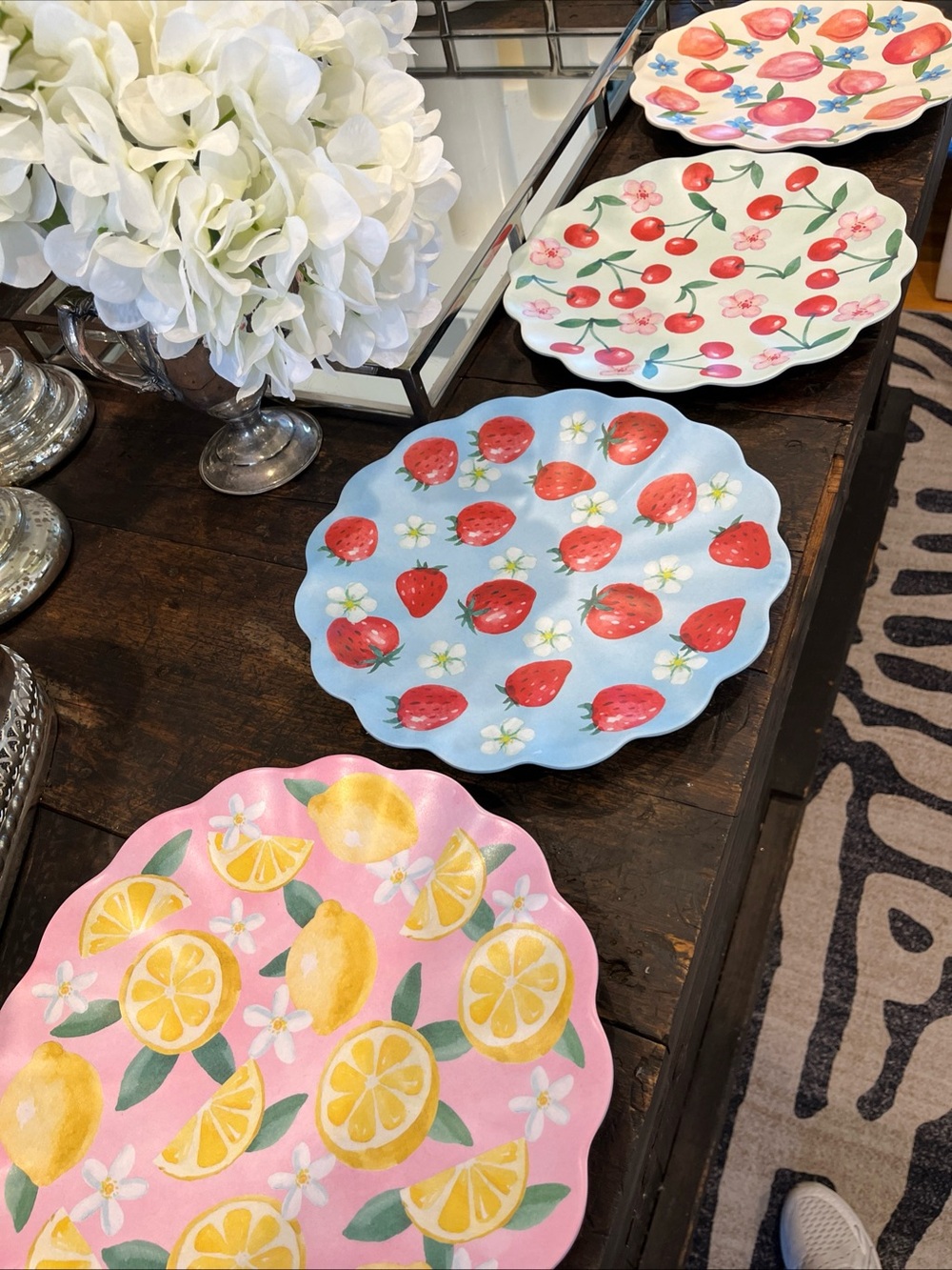 C&C California melamine (plastic) Scalloped Plate set - fruit